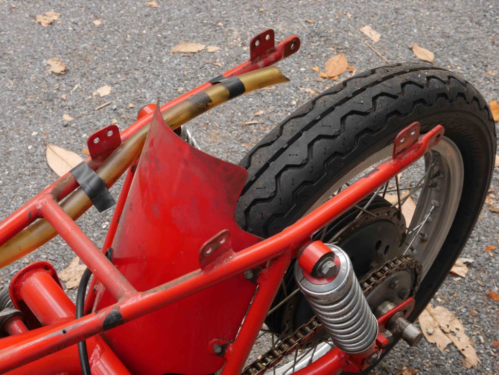 Harley-Davidson Aermacchi CRTT suspension/seat connection