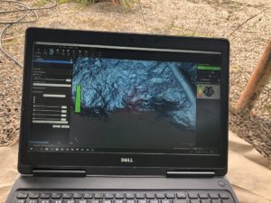 The rock slowly transforms into computer data. The 3D laser scanner data from the Creaform Metra is created on the PC.
