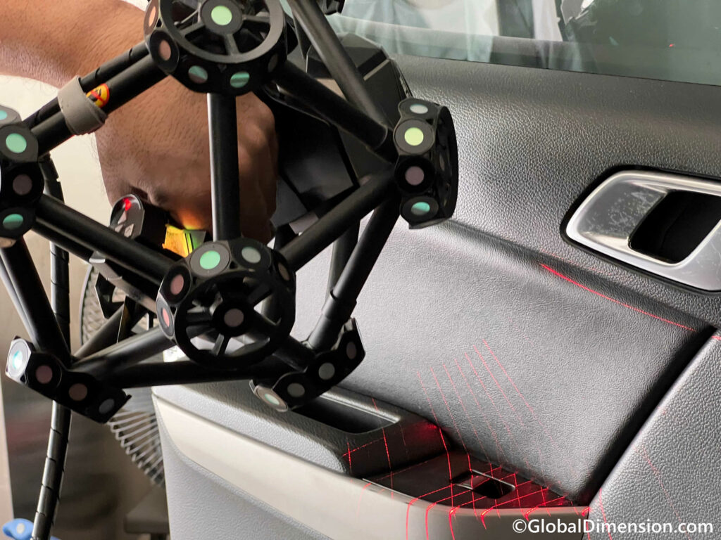 สร้าง CAD ไฟล์ โดย Creaform, Metra, C-Track, VX Elements, 3D Systems, Geomagic, DesignX, Wrap, และ SolidWorks.